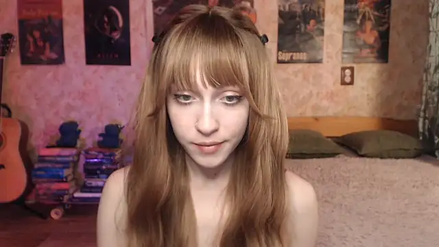 Friendly_Ellie webcam