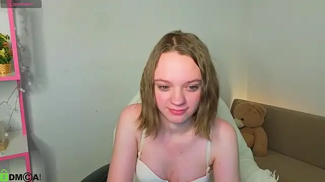 Olivia_Riesz webcam