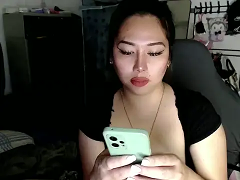 urqueendominant webcam