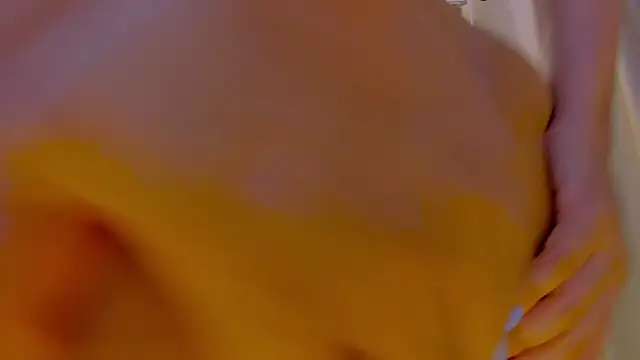 MariamRivera_ webcam