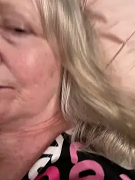 Kaitlyn_Winters webcam