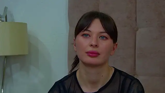 AlexandraBloom webcam