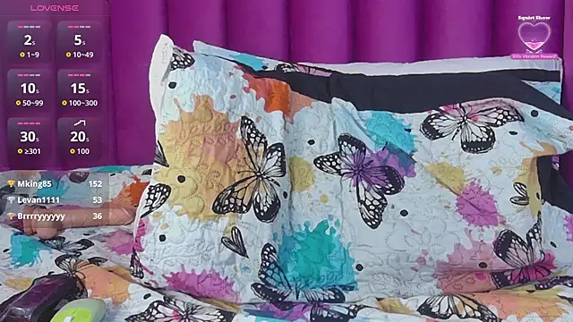 EbonyCoWorker webcam