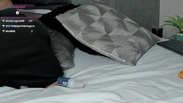 Alejandroo_Montenegro webcam