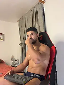 Ezzio_Scolaro webcam