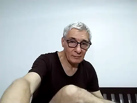 BIGUNCUTHARDCOCK webcam