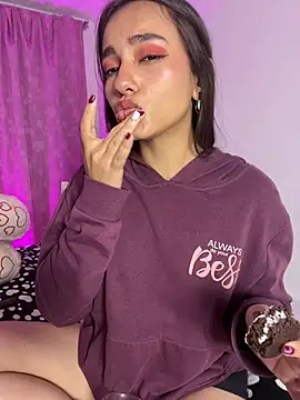 miarousexxx_ - MiaRousexxx_'s free webcam - UK Sex Cams