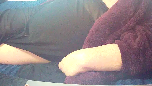 Playful_MILF_Demi webcam