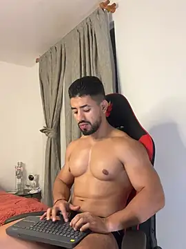 Ezzio_Scolaro webcam