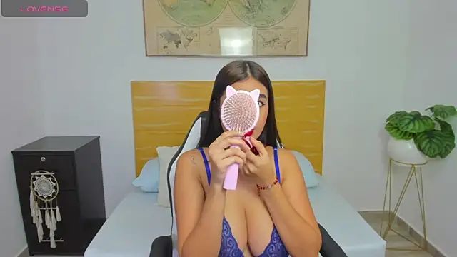 dulce_victoriaa_ - Dulce_victoriaa_'s free webcam - UK Sex Cams