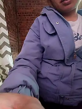 sowbibi - Sowbibi's free webcam - UK Sex Cams