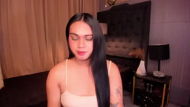 asianhugecockjulia webcam