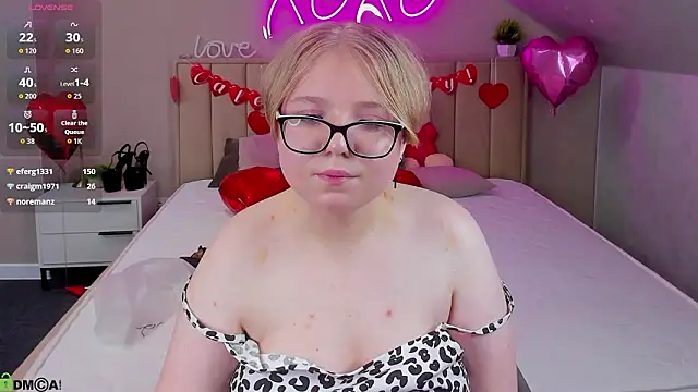 Lauraaa_Smith webcam