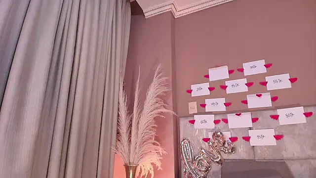 EllaVillaluna webcam