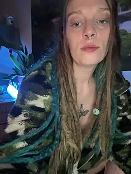 MenaDreadfull webcam