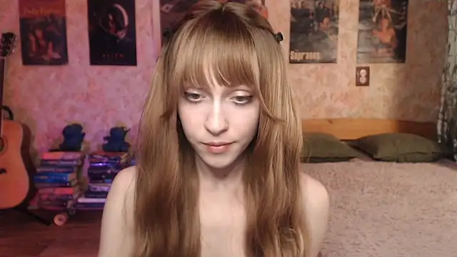 friendly_ellie - Friendly_Ellie's free webcam - UK Sex Cams