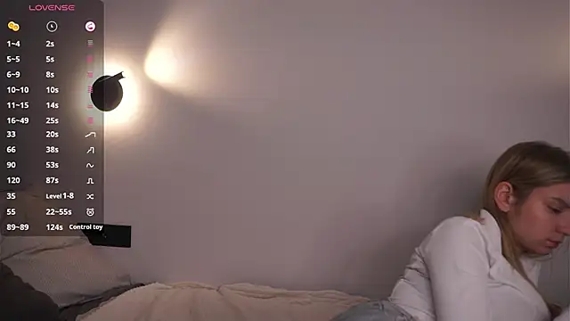 BrynnHolverson webcam