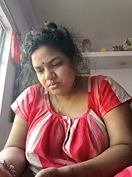 Deborbhavi222 webcam