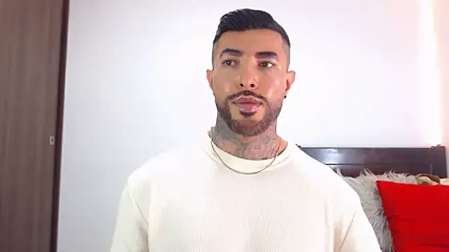 andrea_de_lucaa webcam