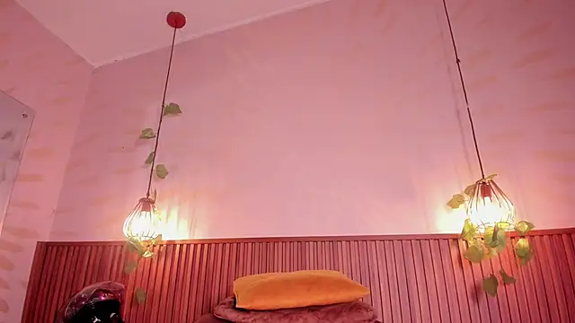 daphne_courtis webcam