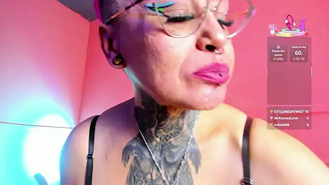 MATURE_HARDCORE webcam