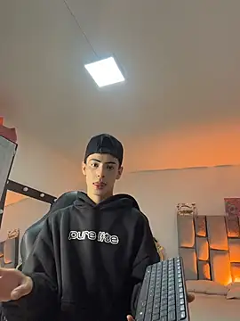 Sebastian_Reed webcam