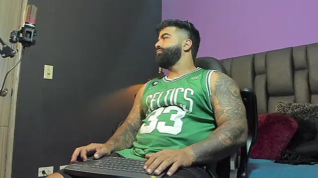 lyon_vach - Lyon_vach's free webcam - UK Sex Cams