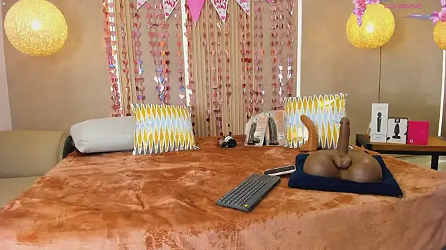 sabrina_shark_ webcam