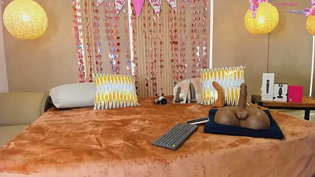 sabrina_shark_ webcam