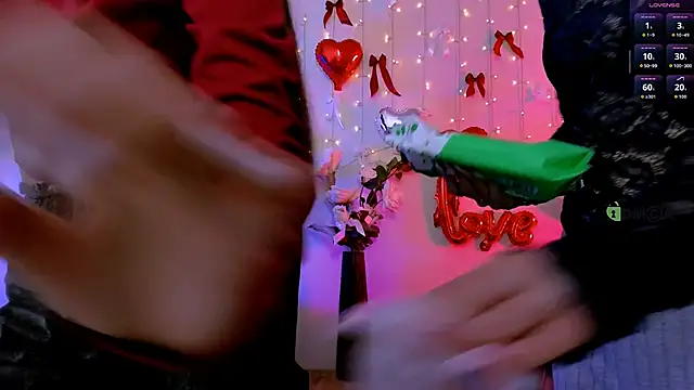 doll_vey - Doll_vey's free webcam - UK Sex Cams