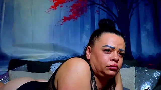 ElizabethEven webcam