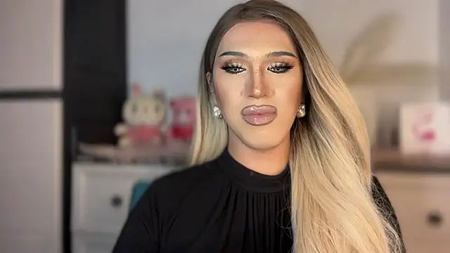 ts_glamxx - Ts_glamxx's free webcam - UK Sex Cams