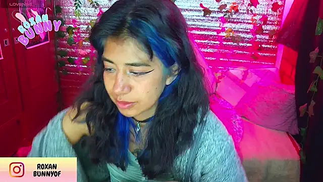 Roxanbunny1 webcam