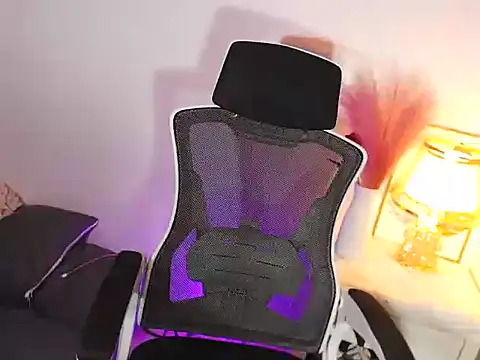 MajesticKitana webcam