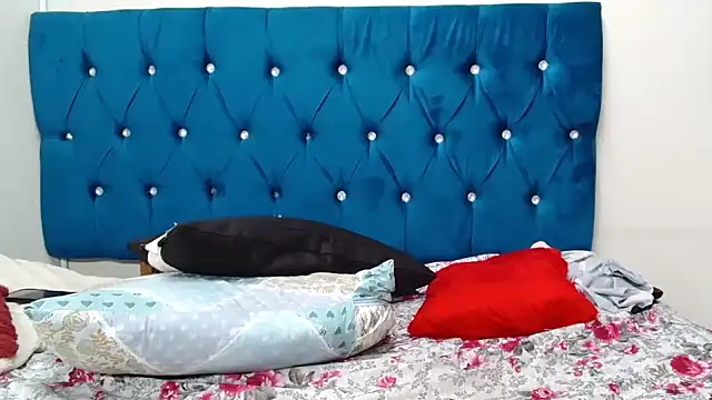 SexyDarkLadyXxx webcam