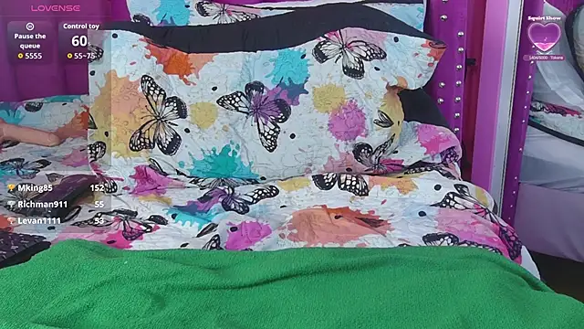 EbonyCoWorker webcam