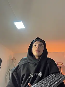 Sebastian_Reed webcam