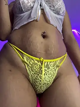 Daliila_11 — FINGERING PUSSY DADDY