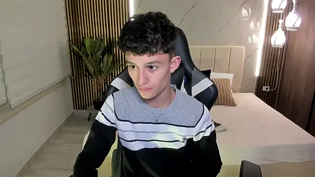 Patrick_Howland_ webcam