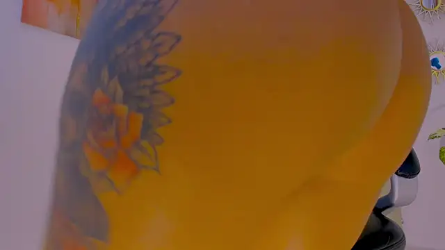 MariamRivera_ webcam