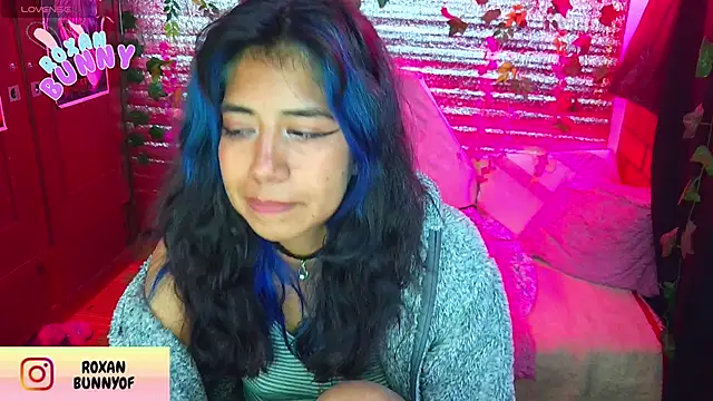 Roxanbunny1 webcam