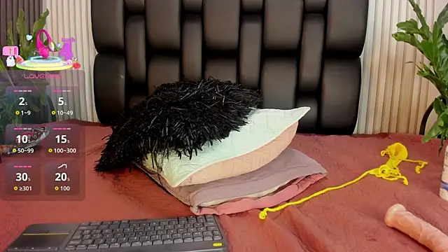 PamelaAnderson_2 webcam