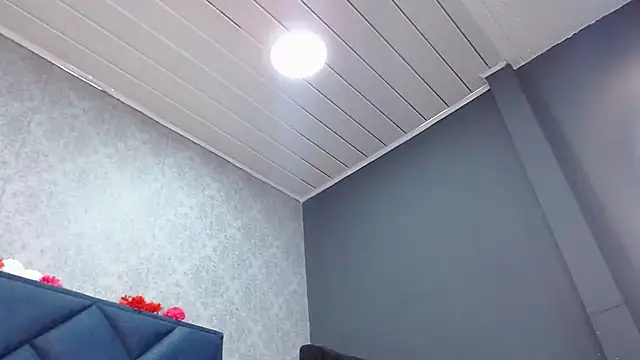 shanthal_bllizz webcam