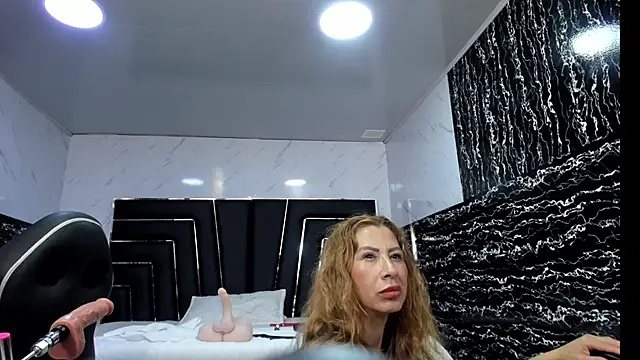 Ladyy_Scarlett webcam