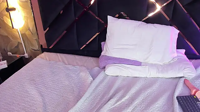 Alanna-Brooke webcam