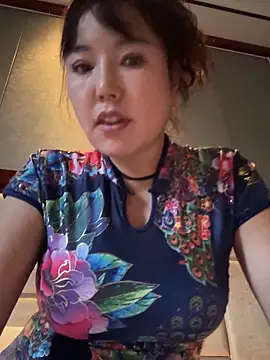 美女oo-shanshan在线直播