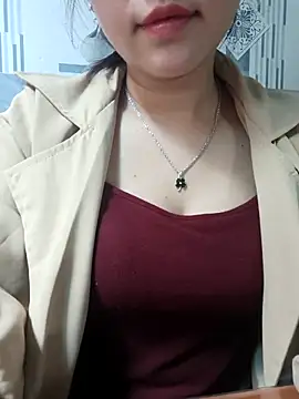 Ngocmai_lazdy webcam