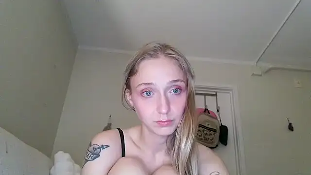 rose_puzzy69 webcam