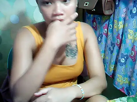 Milkytits_Yum00 webcam