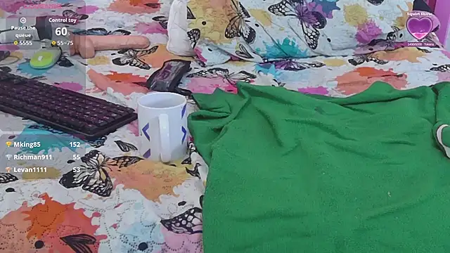 EbonyCoWorker webcam